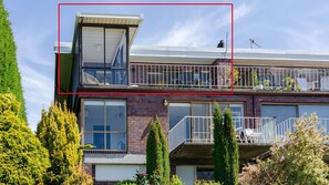 Exterior - Sandy Bay Waterfront (Sandy Bay)