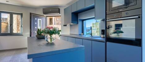 Microwave, oven, dishwasher