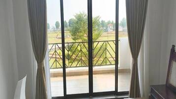 Luxury Room, Garden View | 1 bedroom, Egyptian cotton sheets, premium bedding, free WiFi
