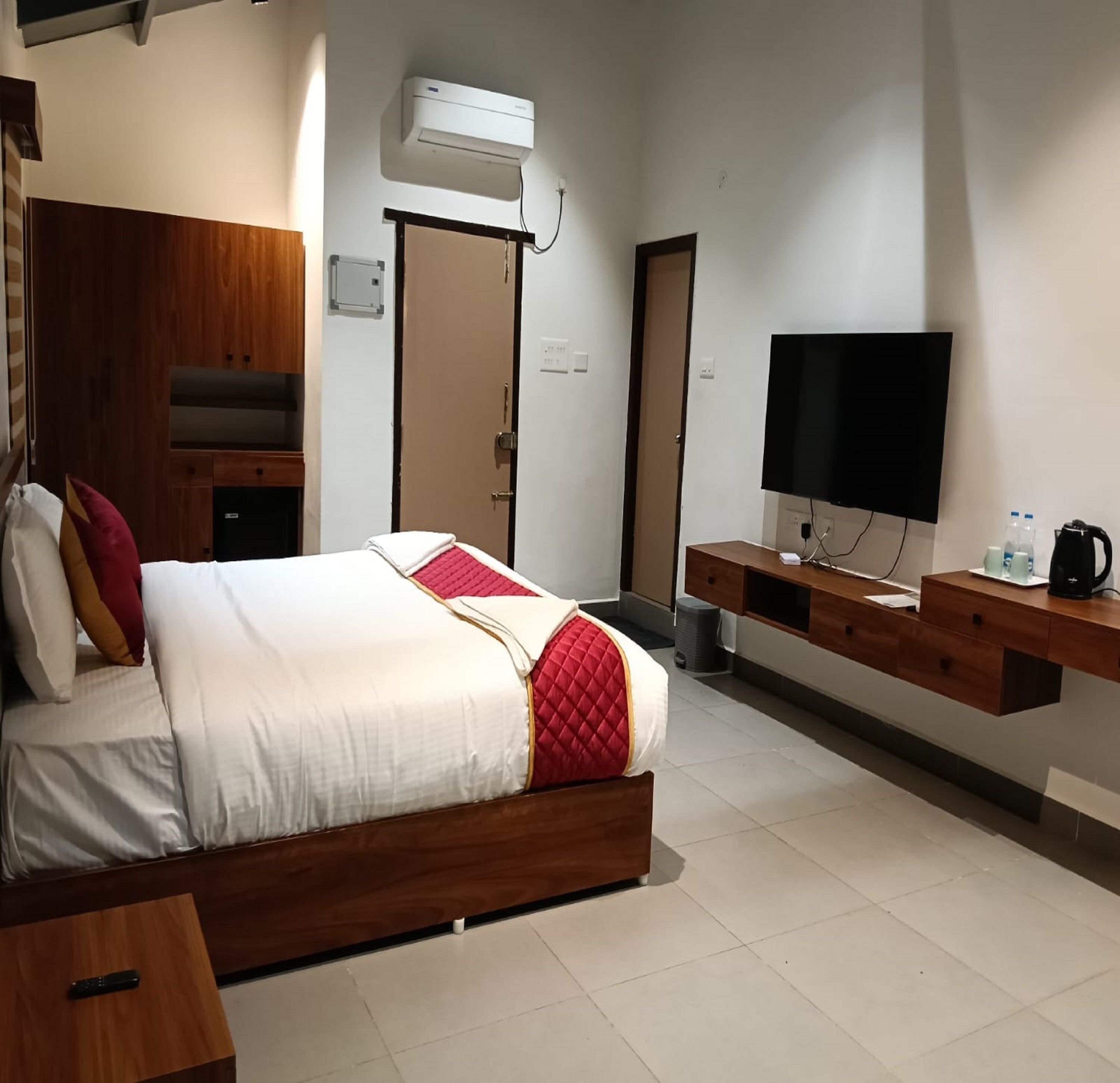 1 bedroom, Egyptian cotton sheets, premium bedding, free WiFi