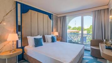 In-room safe, blackout drapes, free WiFi, bed sheets