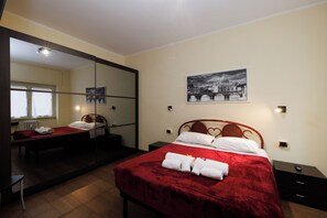 Deluxe Apartment, Balcony | 1 bedroom, in-room safe, free WiFi