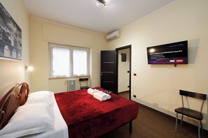 Appartamento Deluxe, balcone | 1 camera, una cassaforte in camera, Wi-Fi gratuito