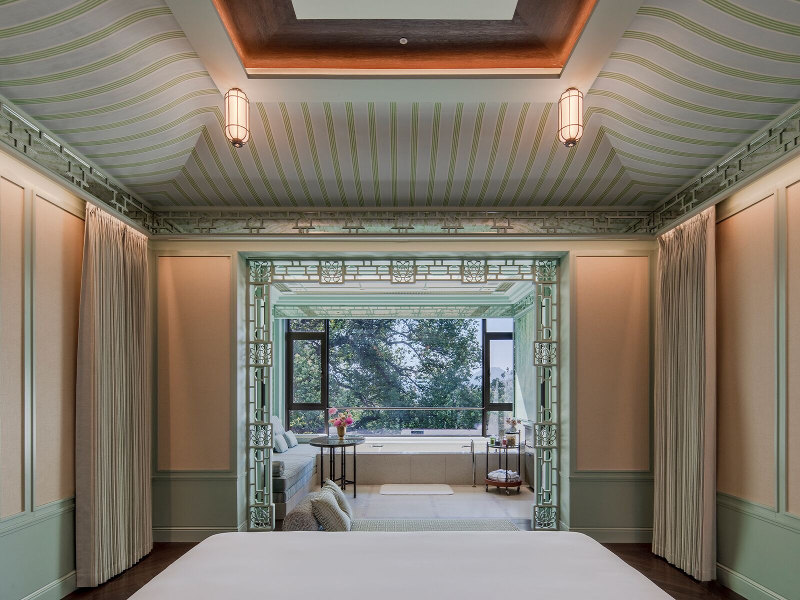 Kamar, pemandangan kebun (Romance) | Seprai premium, isi minibar gratis, brankas, dan didekorasi berbeda-beda
