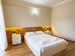 Comfort Double Room, 1 Double Bed, Balcony, Garden View | Premium bedding, laptop workspace, free WiFi, bed sheets - Tenedos İskele Otel (Ezine)
