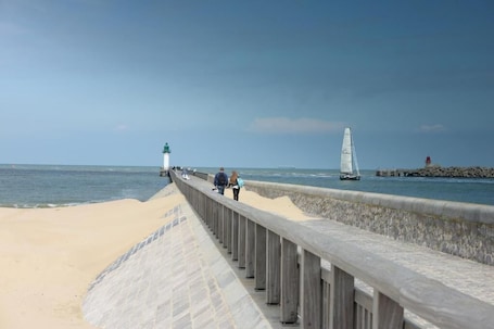 Beach. Domitys Le fil de soie