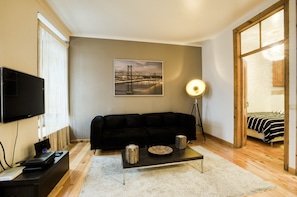 1 chambre, fer et planche à repasser, Wi-Fi gratuit, draps fournis