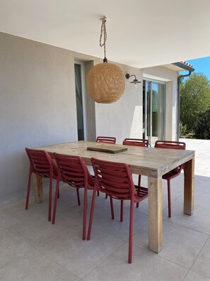 Servei de restauració a l'aire lliure