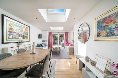 2Bedroom flat with garden in Battersea