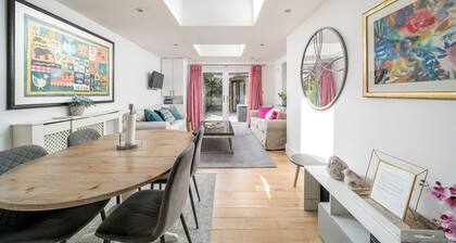 2Bedroom flat with garden in Battersea