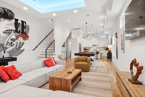 TV, fireplace, offices