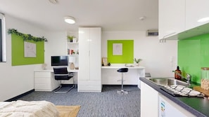 Studio, Non Smoking | Private kitchen - For Students Only Glassworks in Liverpool (Liverpool)