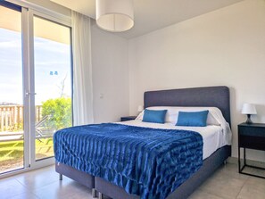 2 makuuhuonetta, silitysrauta/-lauta, vauvan matkasänky, ilmainen Wi-Fi