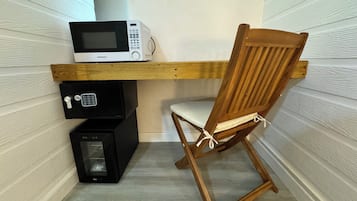 In-room safe, laptop workspace, blackout curtains, free WiFi