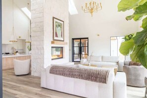 Interior - Luxe Villa @ Element Ranch - 5 min to Round Top (Carmine)