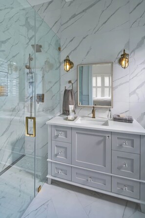Dusche, Haartrockner