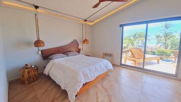 1 dormitorio, tabla de planchar con plancha, wifi y ropa de cama