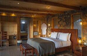 Deluxe Double Room, 1 Double Bed, Park View | Premium bedding, memory foam beds, in-room safe, desk