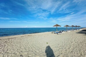On the beach - - Casa Peonia - outbuilding - beachfront (Borgo, Haute-Corse)