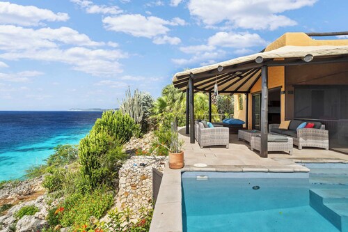 Villa Orange Palm with spectacular sea views and private pool