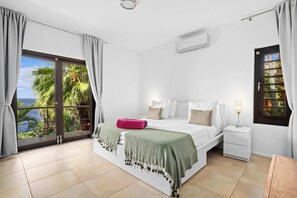 3 habitaciones, escritorio, wifi y ropa de cama
