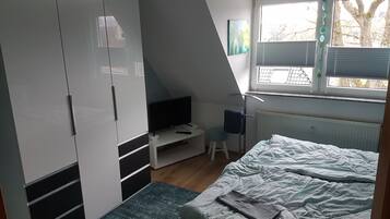 1 camera, Wi-Fi, lenzuola