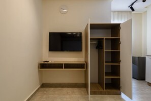 Interior - Smart Compact Studio with Convertible Queen Bed , Sofa and Kitchenette and shared community garden (Golden Gates , Mokkatm)