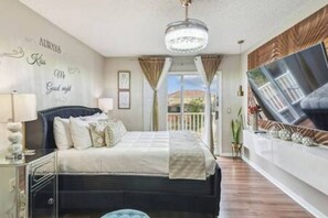 4 soverom, strykejern/-brett, wi-fi og sengetøy