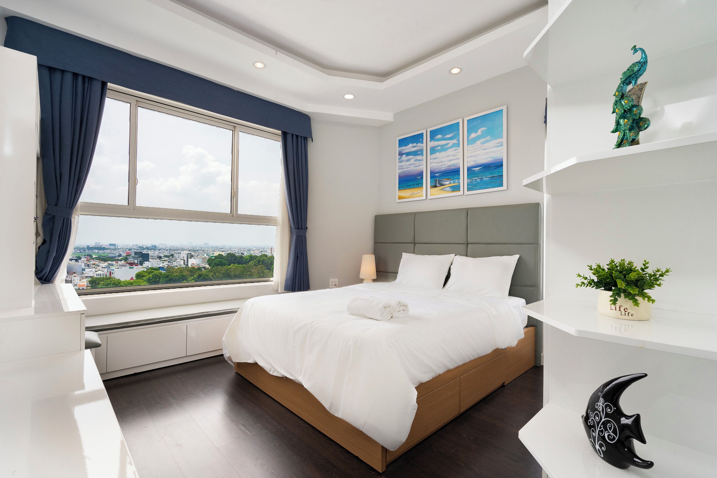 Chambre Junior, balcon, vue ville | Literie de qualité supérieure, surmatelas, décoration personnalisée