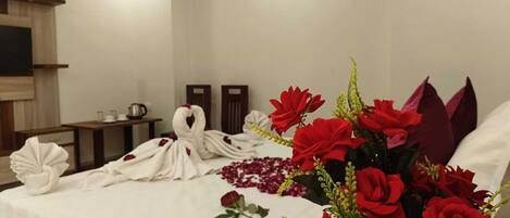 Deluxe Double Room, City View | Desk, laptop workspace, free WiFi