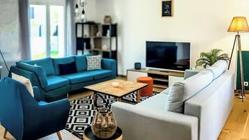 Smart TV, video games