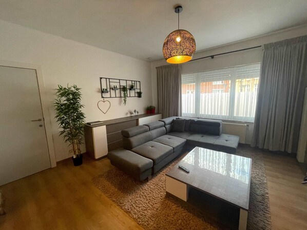 Apartment | 1 bedroom, Internet