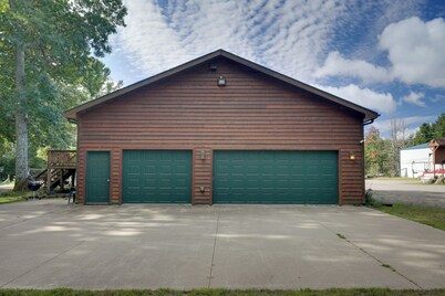 Pier, Catfish Lake Access: Eagle River Getaway!