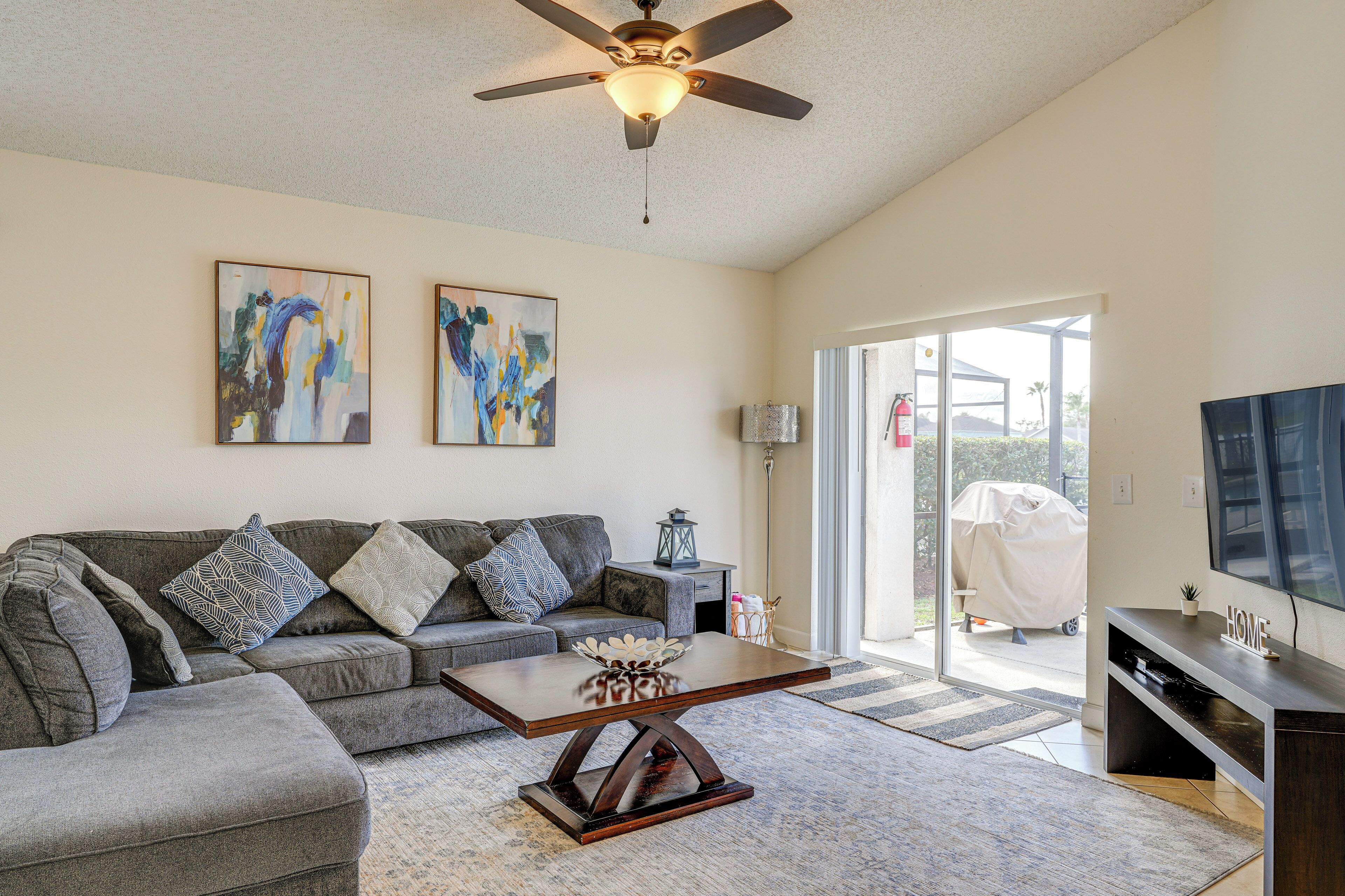 House (4 Bedrooms) | Interior