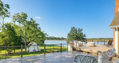 Riverfront Gem w/ Fire Pit in Eden