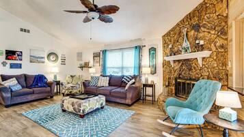 Rumah (2 Bedrooms) | Bagian depan properti