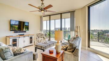 Apartment (3 Bedrooms) | Front of property