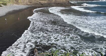 Beautiful Ocean View Condo close to beach