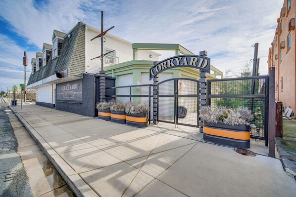 Apartment (0 Bedroom) | Interior - Half-block to Beach & Conventions: Wildwood Studio (Wildwood)