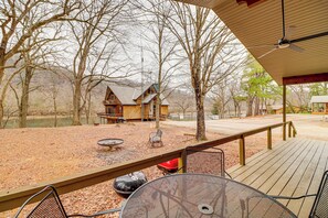 Interior - Premier Trout Fishing: Scenic White River Cabin (Lakeview)