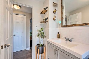 Interior - Private Yard + Volleyball: Updated Denver Home (Denver)