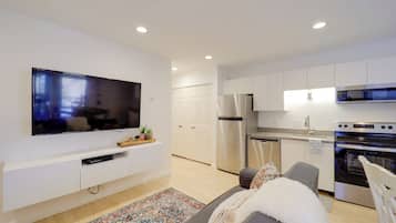 Apartment (1 Bedroom) | Interior