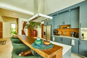 家庭別墅, 海灘景 | 私人廚房 | 咖啡機/沖茶器、餐桌