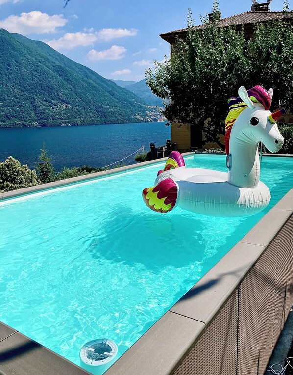 Udendørs pool