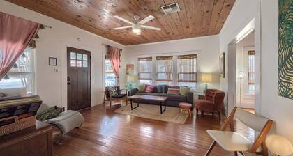 DT 332 Havana Haus