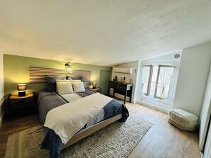 1 soverom, skrivebord, strykejern/-brett og wi-fi (inkludert)