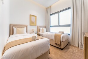4 bedrooms, in-room safe, iron/ironing board, free WiFi