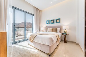 4 bedrooms, in-room safe, iron/ironing board, free WiFi - Overlooking Pool & Sea Views Villa with BBQ Facility, Sharm - Al Dana Villa (Fujairah)