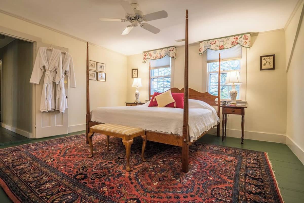Superior Suite, Garden View | 2 bedrooms, iron/ironing board, free cribs/infant beds, free WiFi