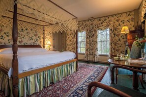 Suite Deluxe, vista giardino | Ferro/asse da stiro, culle/letti per bambini (gratuiti), Wi-Fi gratuito